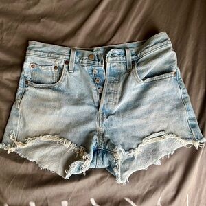 Levi 501 women’s denim shorts